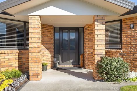Photo of property in 6 Liberty Grove, Kelvin Grove, Palmerston North, 4414