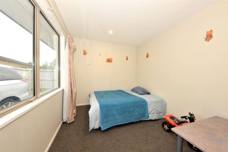 Photo of property in 4 Lake Terrace Road, Burwood, Christchurch, 8061