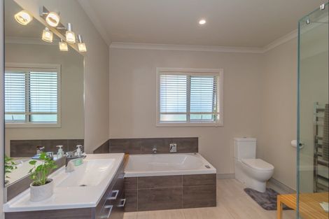 Photo of property in 17 Arete Lane, Levin, 5571