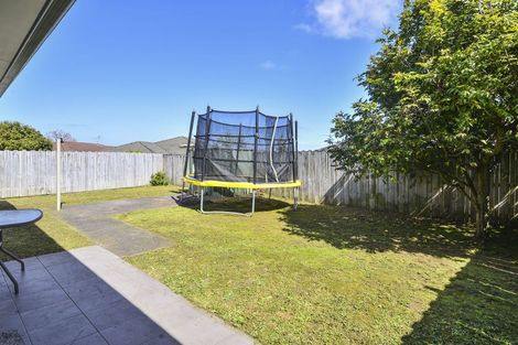 Photo of property in 12 Lime Crescent, Papakura, 2110