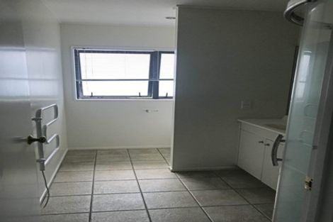 Photo of property in 1/8 Daria Place, Northpark, Auckland, 2013