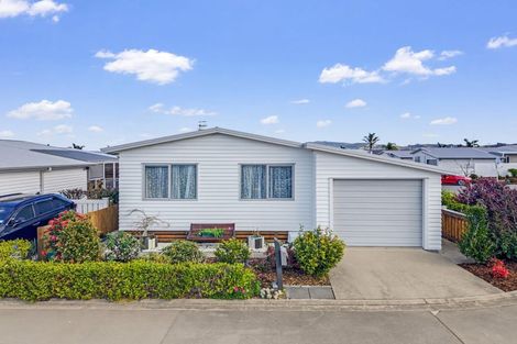 Photo of property in 302/11 Kamahi Crescent, Papamoa Beach, Papamoa, 3118