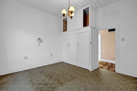 Photo of property in 16 Old South Road, Okato, 4335