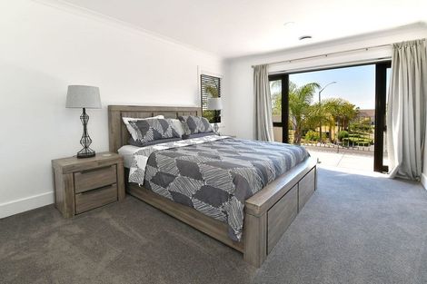 Photo of property in 353 Gulf Harbour Drive, Gulf Harbour, Whangaparaoa, 0930