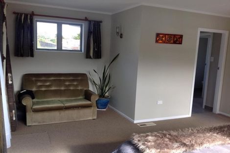 Photo of property in 12 Timaru Grove, Kelson, Lower Hutt, 5010