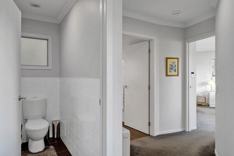 Photo of property in 4a Marchant Place, Westown, New Plymouth, 4310