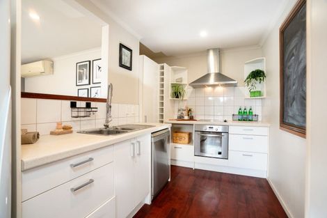 Photo of property in Onslow Heights, 17f Onslow Road, Khandallah, Wellington, 6035