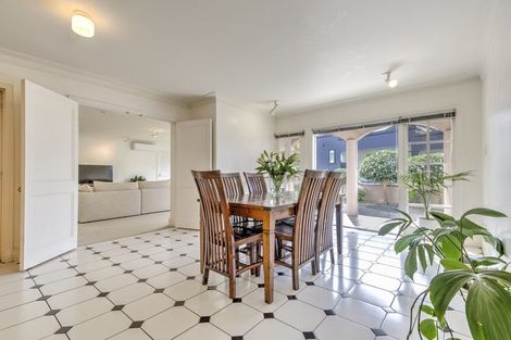 Photo of property in 145a Clarence Street, Hamilton Lake, Hamilton, 3204