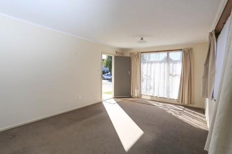 Photo of property in 2/4 Quinton Place, Bishopdale, Christchurch, 8053