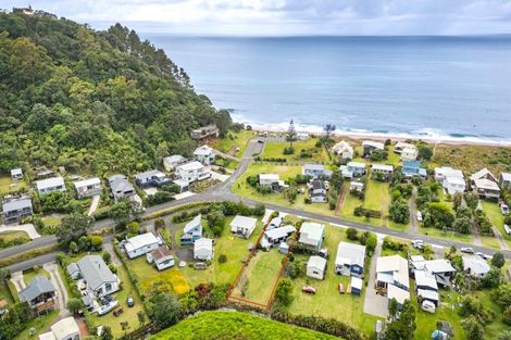 Photo of property in 103 Ocean Beach Road, Tairua, 3508