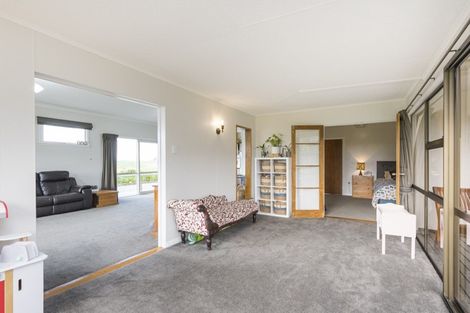 Photo of property in 2139 State Highway 3, Sanson, Palmerston North, 4479