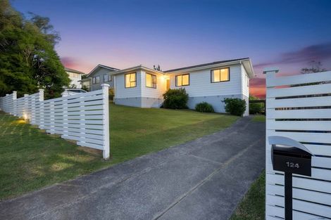 Photo of property in 124 Solar Road, Glen Eden, Auckland, 0602