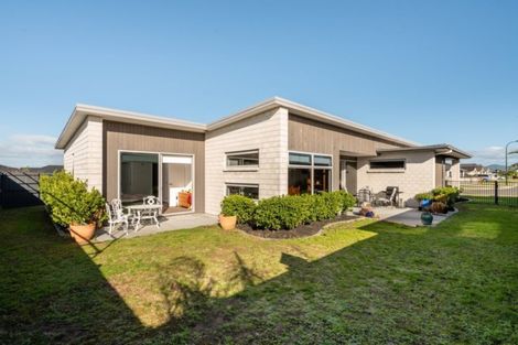 Photo of property in 53 Kohekohe Road, Papamoa Beach, Papamoa, 3118