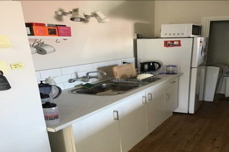 Photo of property in 112 Selwyn Street, Somerfield, Christchurch, 8024