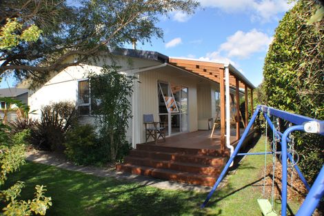 Photo of property in 129 Apollo Parade, Milson, Palmerston North, 4414