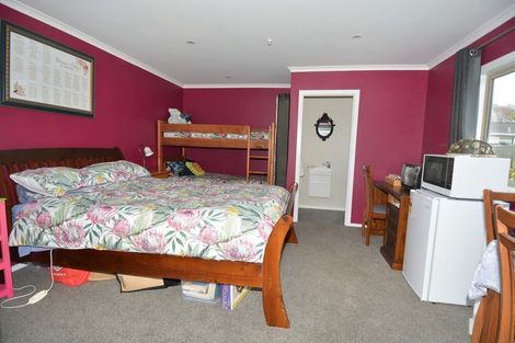 Photo of property in 302 Elles Road, Strathern, Invercargill, 9812