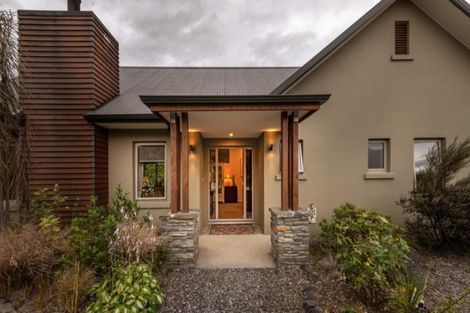 Photo of property in 916 Aubrey Road, Albert Town, Wanaka, 9305