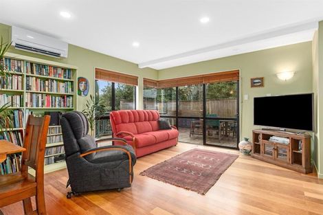 Photo of property in 44 Discovery Drive, Whitby, Porirua, 5024