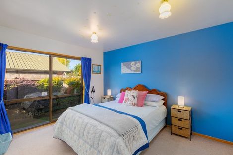 Photo of property in 1/165 Prestons Road, Redwood, Christchurch, 8051