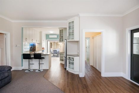 Photo of property in 121/123 High Street, Bulls, 4818