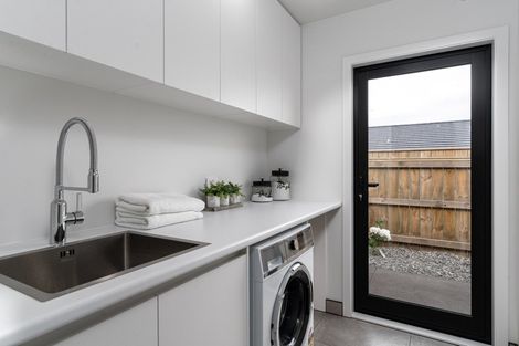 Photo of property in 16 Fantail Avenue, Carterton, 5713