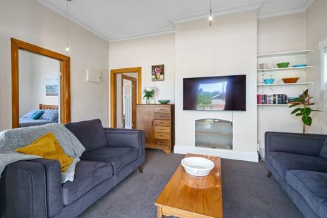 Photo of property in 18 Clare Street, Cambridge, 3434