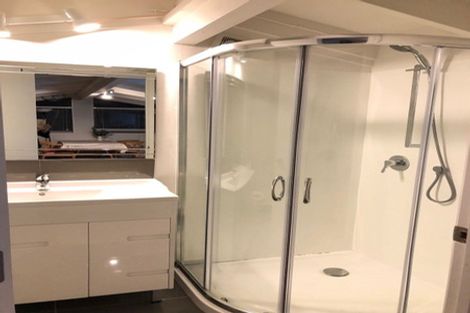 Photo of property in 32 Hobson Road, Lucas Heights, Auckland, 0632