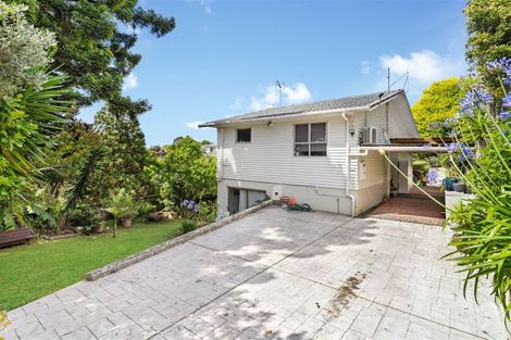 Photo of property in 66 Stott Avenue, Birkdale, Auckland, 0626
