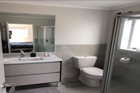 Photo of property in 69 Glidepath Road, Hobsonville, Auckland, 0616