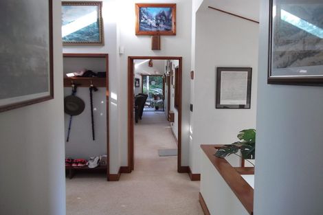 Photo of property in 34 Hukaroa Road, Raetihi, 4632