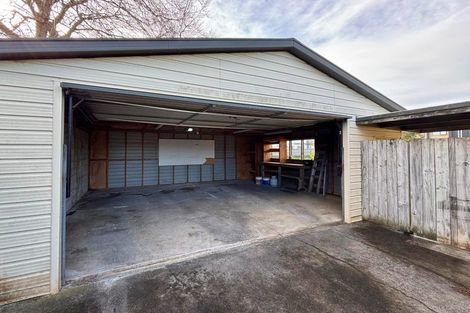 Photo of property in 52 Kurnell Drive, Botany Downs, Auckland, 2010