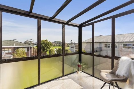 Photo of property in 14 Steeple Rise, Pakuranga, Auckland, 2010