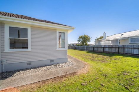 Photo of property in 10 Seyton Street, Stratford, 4332