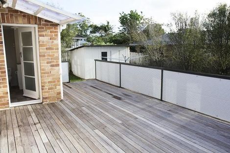 Photo of property in 1/32 Flanshaw Road, Te Atatu South, Auckland, 0610