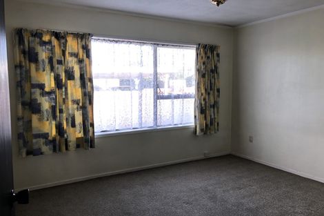 Photo of property in 2/6 Fortunes Road, Half Moon Bay, Auckland, 2012