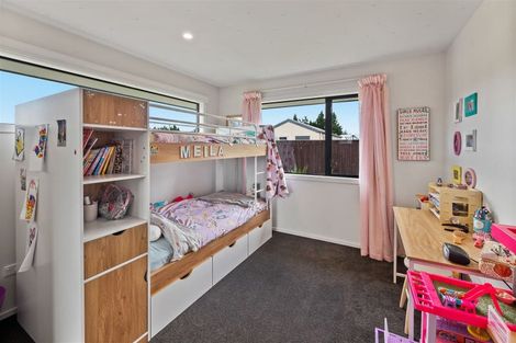 Photo of property in 11 Ledbury Drive, Rolleston, 7615