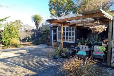 Photo of property in 1 Cossens Street, Balclutha, 9230