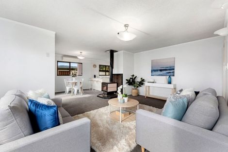 Photo of property in 136 Holborn Drive, Stokes Valley, Lower Hutt, 5019