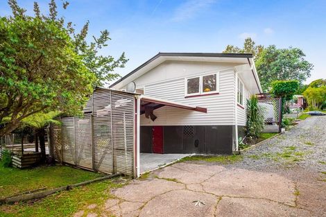 Photo of property in 57 Rimutaka Place, Titirangi, Auckland, 0604