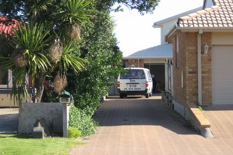 Photo of property in 280b Oceanbeach Road, Mount Maunganui, 3116