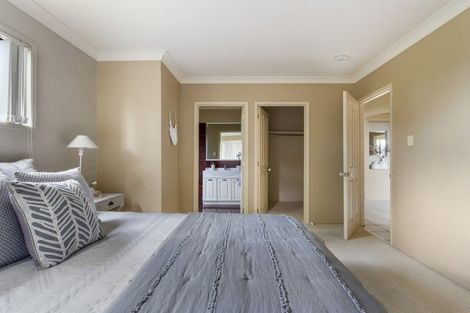 Photo of property in 5 La Cumbre Close, Bethlehem, Tauranga, 3110