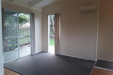 Photo of property in 2/185 Great South Road, Drury, 2113