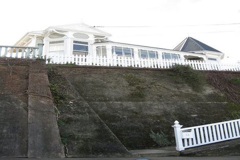 Photo of property in 14 Mariri Road, Kelburn, Wellington, 6012