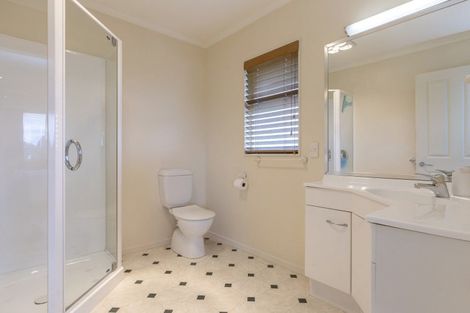 Photo of property in 11 Logan Avenue, Wharewaka, Taupo, 3330