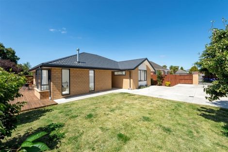 Photo of property in 3b Dickson Crescent, Hornby, Christchurch, 8042