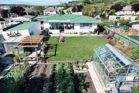Photo of property in 2 Dacre Street, Oamaru North, Oamaru, 9400