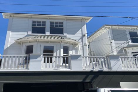 Photo of property in 54 Porritt Avenue, Mount Victoria, Wellington, 6011