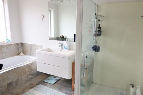 Photo of property in 50 Sirius Crescent, Rototuna North, Hamilton, 3210