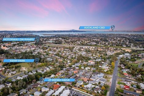 Photo of property in 27 Zefiro Drive, Massey, Auckland, 0614