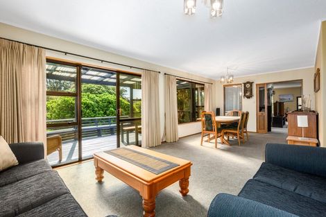 Photo of property in 12 Exploration Way, Whitby, Porirua, 5024